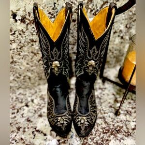 Sugar skull Old Gringo
100% Genuine Leather, size 7.5, dark grey